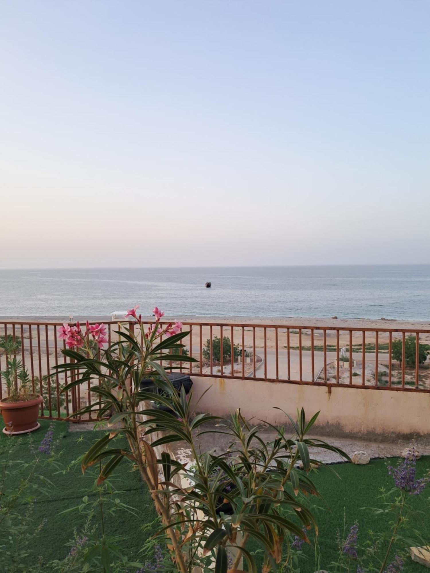 Alshumukh Guesthouse Al Ghalilah Zewnętrze zdjęcie